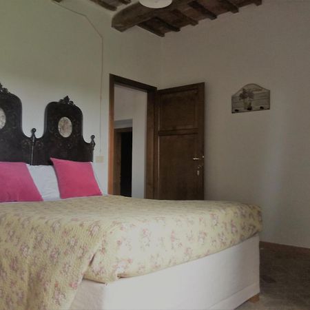 Un Giardino Nel Tufo Bed & Breakfast Pitigliano Exterior photo