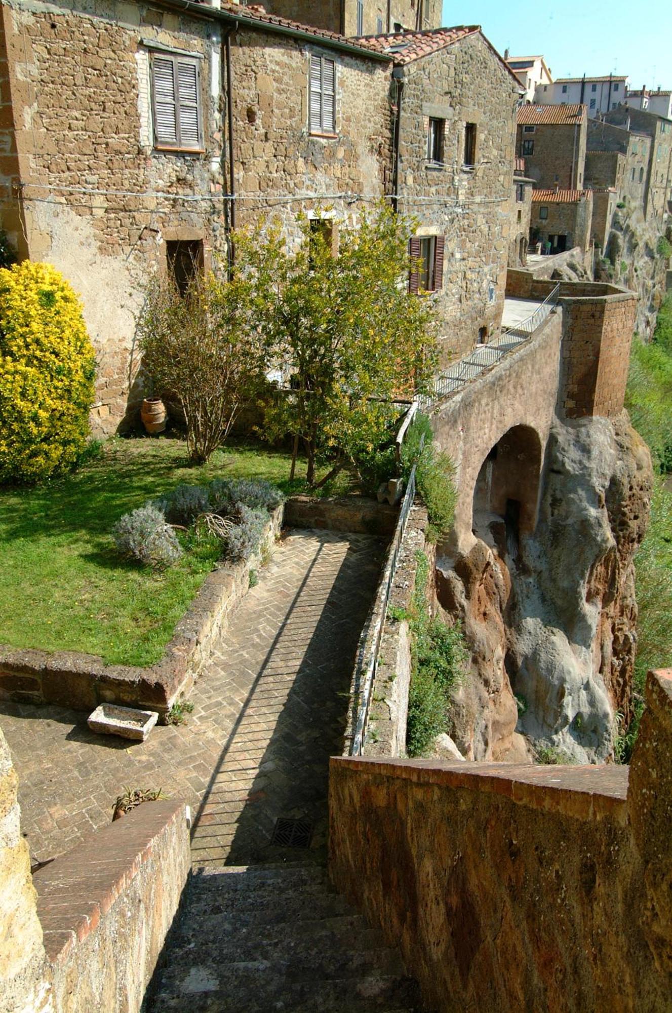 Un Giardino Nel Tufo Bed & Breakfast Pitigliano Exterior photo
