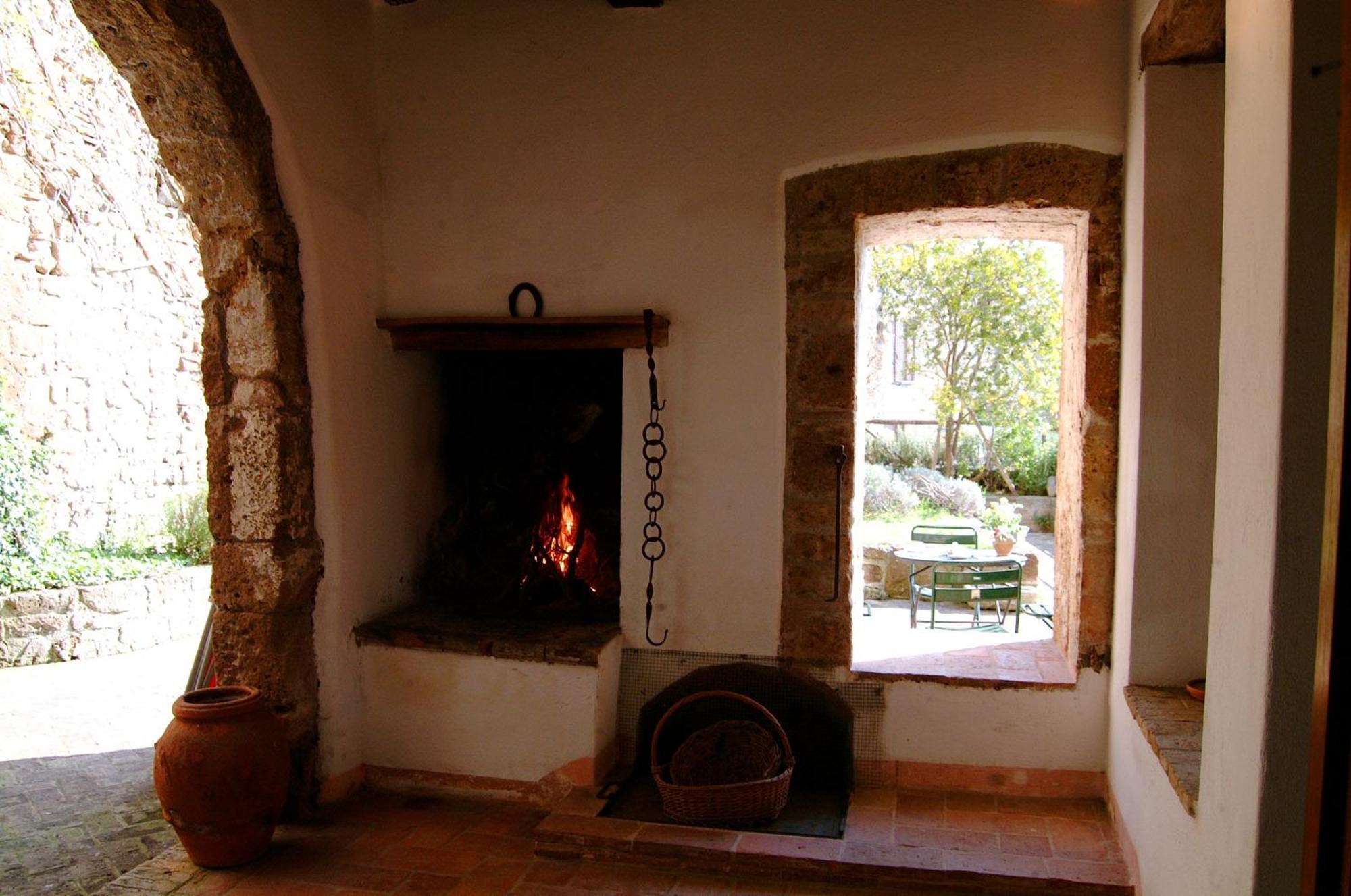 Un Giardino Nel Tufo Bed & Breakfast Pitigliano Exterior photo